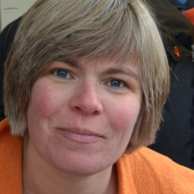 Esther Velthuis